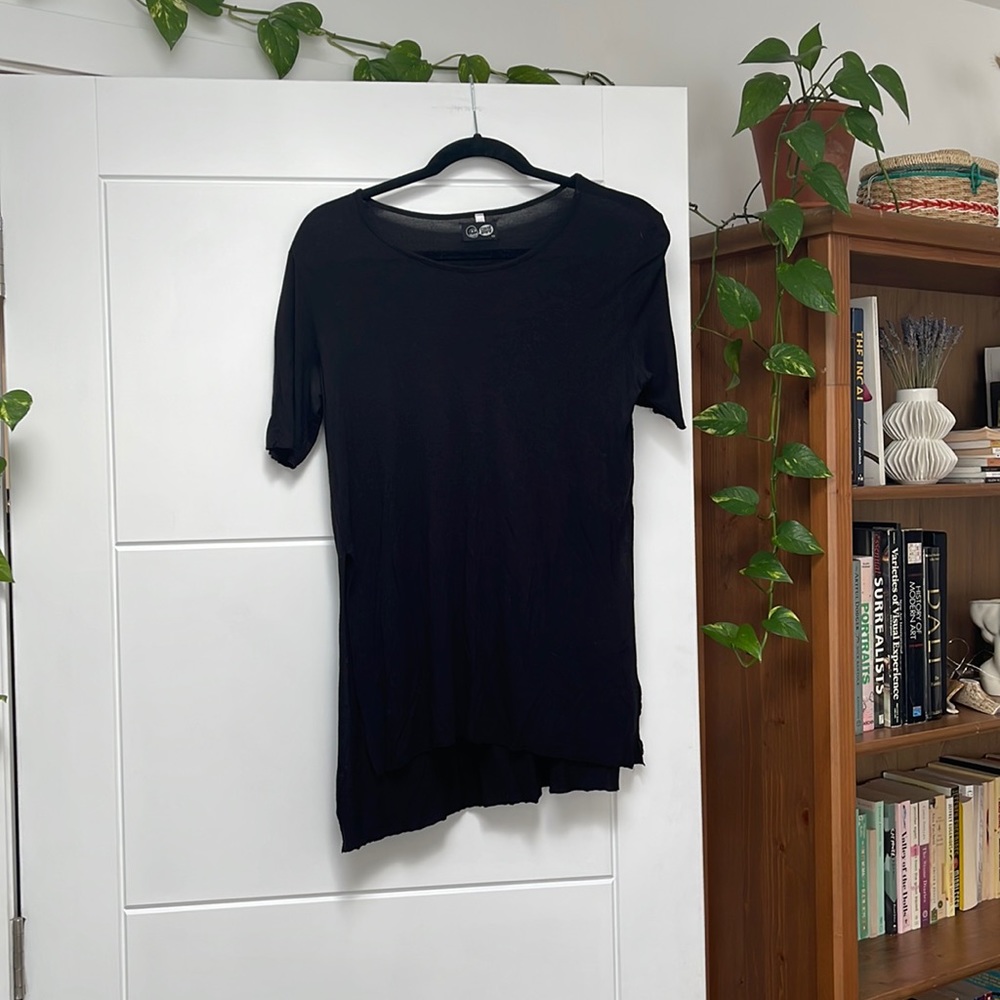 Cheap Monday slow tee with side slits in black
